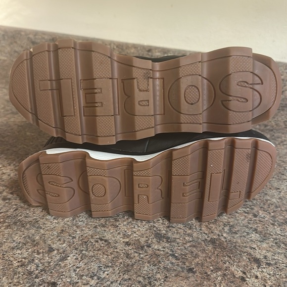 Sorel Kinetic Conquest Winter Boots Lace Up Black Womens Size 9.5 - Picture 11 of 14